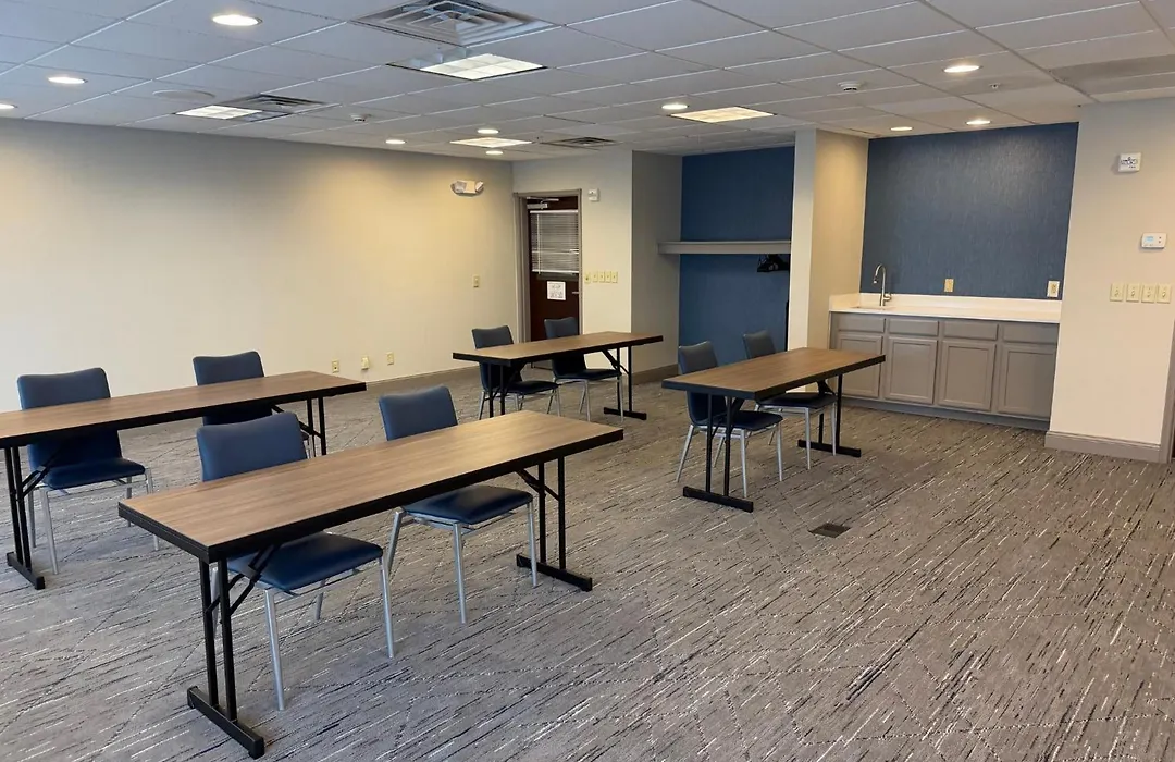 Holiday Inn Express & Suites Syracuse North - Airport Area By Ihg-1